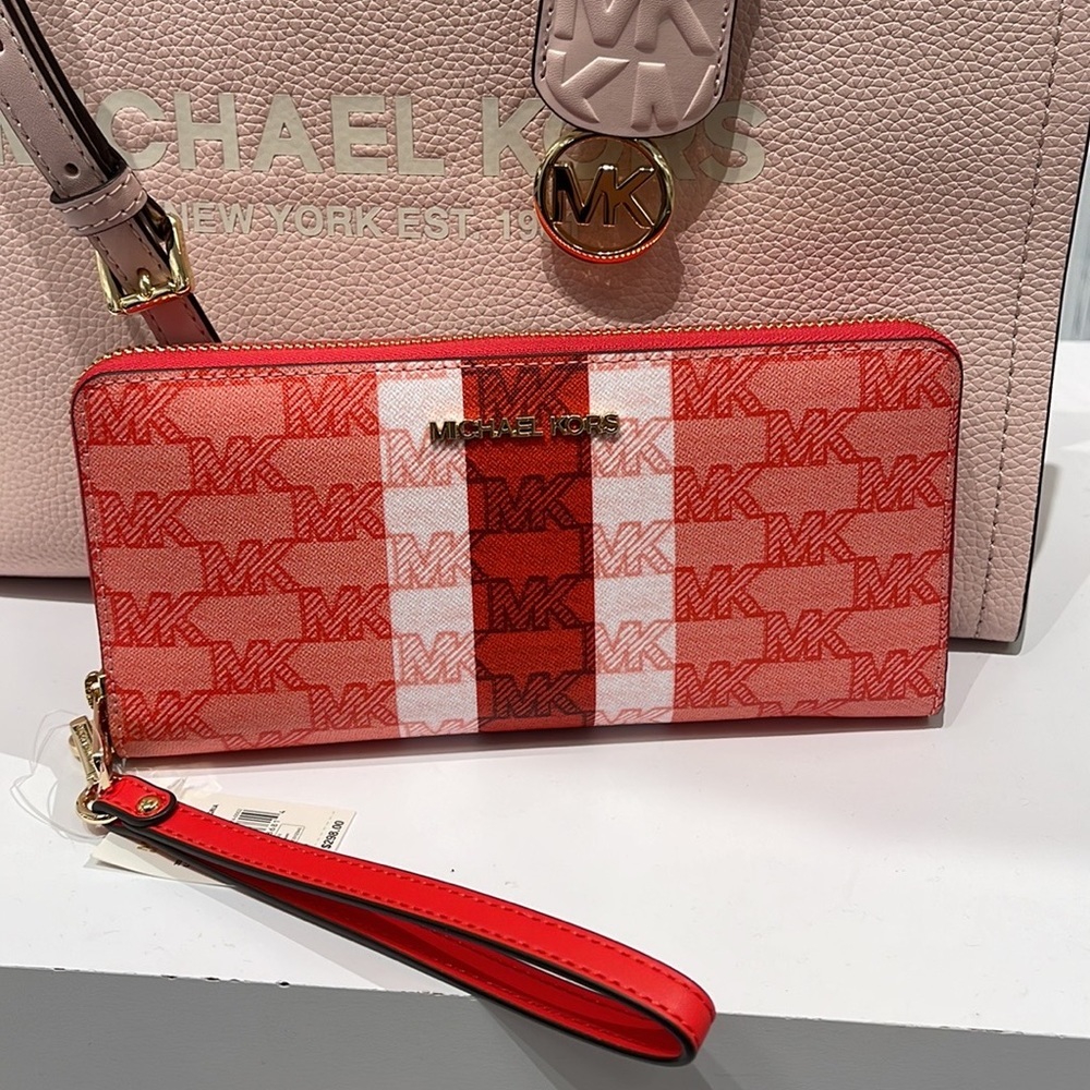 MICHAEL KORS Leather Continental Phone Holder Wristlet Wallet 
Dark Sungria
NWT